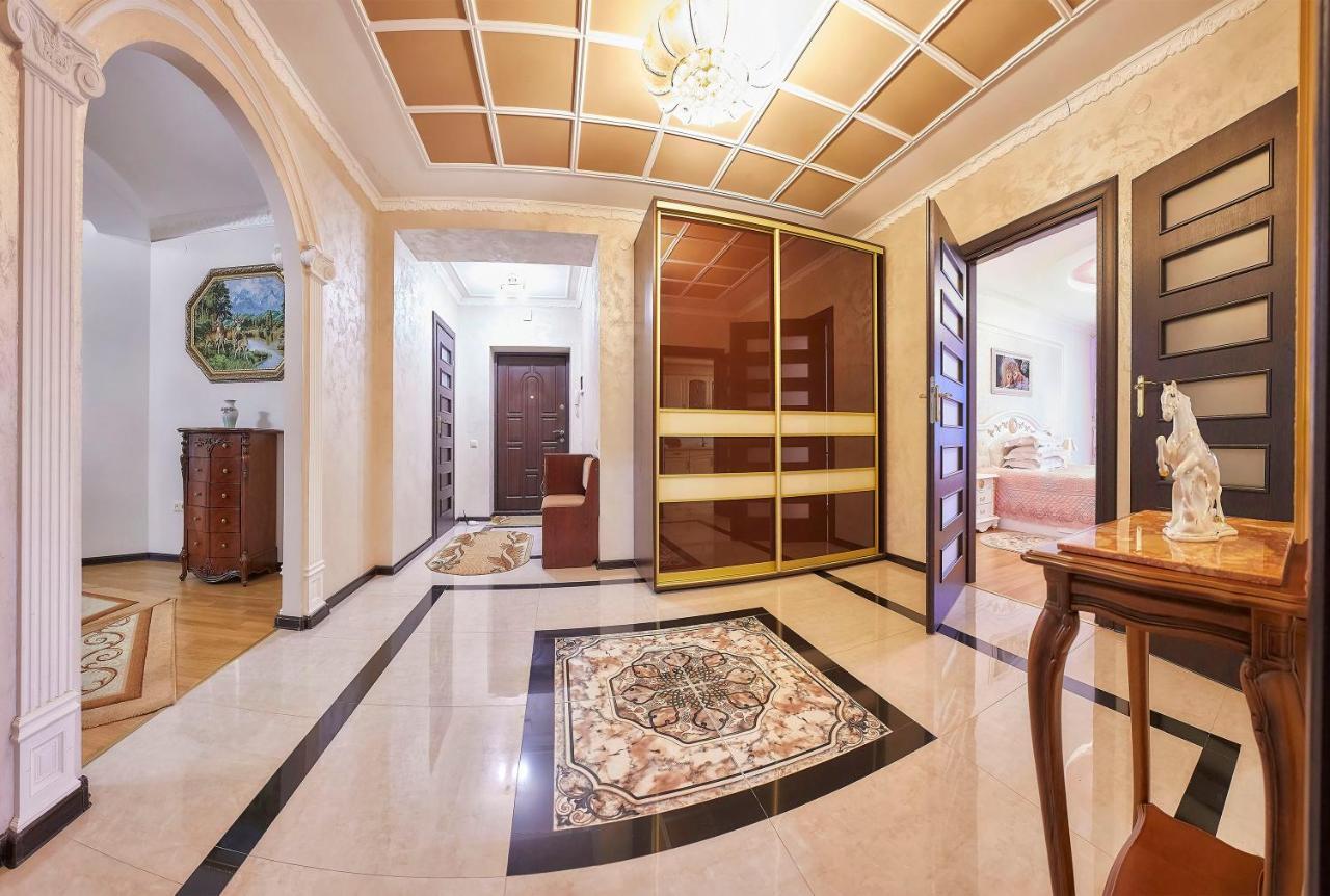Luxury Apartment